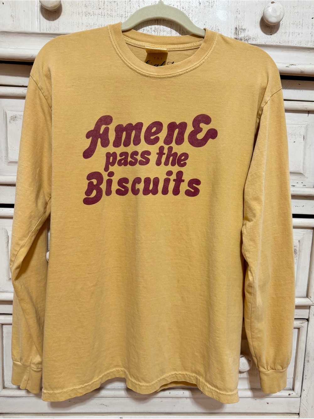 Pass The Biscuits Graphic Long Sleeve Tee in Mustard with Maroon Print Sz: M